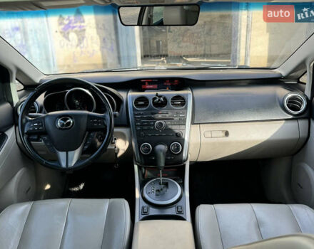Білий Мазда СХ-7, об'ємом двигуна 2.49 л та пробігом 350 тис. км за 8200 $, фото 39 на Automoto.ua