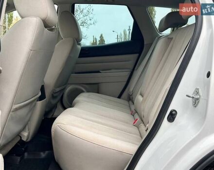 Білий Мазда СХ-7, об'ємом двигуна 2.5 л та пробігом 165 тис. км за 8700 $, фото 28 на Automoto.ua