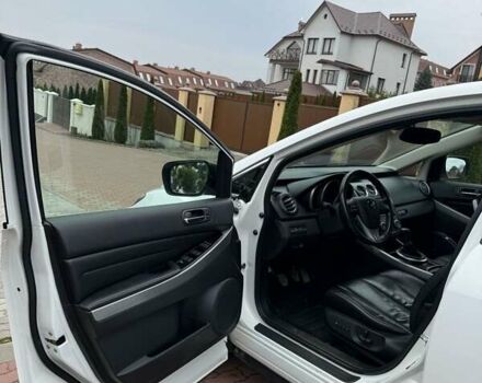 Білий Мазда СХ-7, об'ємом двигуна 2.2 л та пробігом 240 тис. км за 10250 $, фото 5 на Automoto.ua