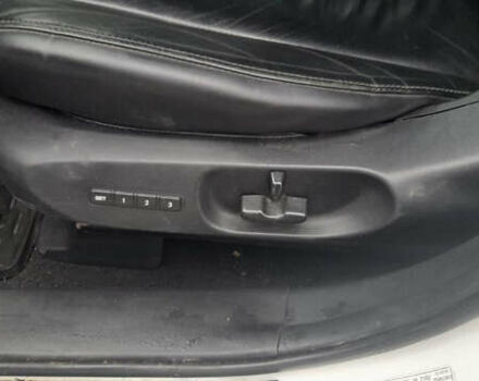 Белый Мазда СХ-7, объемом двигателя 2.26 л и пробегом 165 тыс. км за 8700 $, фото 10 на Automoto.ua