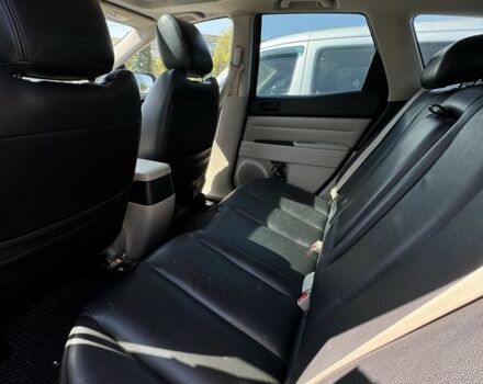 Белый Мазда СХ-7, объемом двигателя 2.5 л и пробегом 139 тыс. км за 8900 $, фото 7 на Automoto.ua