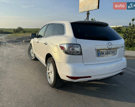 Белый Мазда СХ-7, объемом двигателя 2.18 л и пробегом 181 тыс. км за 10800 $, фото 28 на Automoto.ua