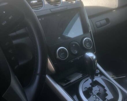 Белый Мазда СХ-7, объемом двигателя 2.26 л и пробегом 145 тыс. км за 10000 $, фото 10 на Automoto.ua