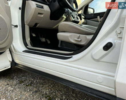 Білий Мазда СХ-7, об'ємом двигуна 2.49 л та пробігом 350 тис. км за 8200 $, фото 25 на Automoto.ua