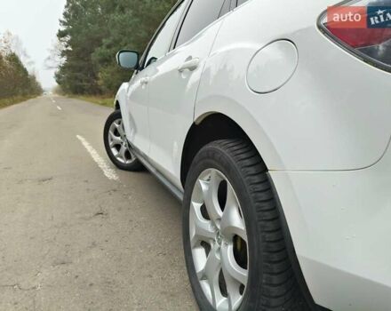 Белый Мазда СХ-7, объемом двигателя 2.18 л и пробегом 168 тыс. км за 10600 $, фото 11 на Automoto.ua