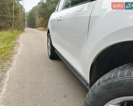 Белый Мазда СХ-7, объемом двигателя 2.18 л и пробегом 168 тыс. км за 10600 $, фото 15 на Automoto.ua