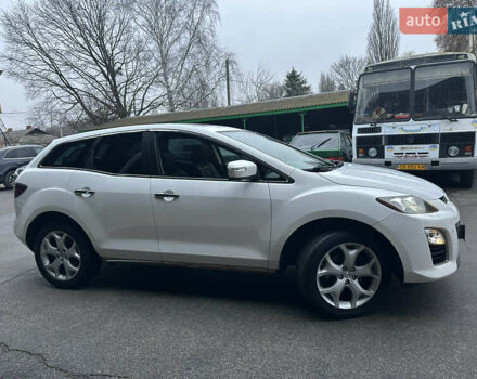 Білий Мазда СХ-7, об'ємом двигуна 2.2 л та пробігом 243 тис. км за 10999 $, фото 6 на Automoto.ua