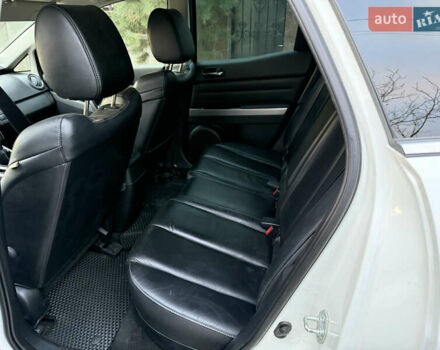 Белый Мазда СХ-7, объемом двигателя 2.18 л и пробегом 229 тыс. км за 10500 $, фото 23 на Automoto.ua