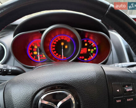 Белый Мазда СХ-7, объемом двигателя 2.18 л и пробегом 229 тыс. км за 10500 $, фото 25 на Automoto.ua