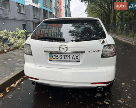Белый Мазда СХ-7, объемом двигателя 2.26 л и пробегом 135 тыс. км за 12100 $, фото 3 на Automoto.ua