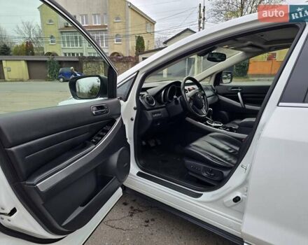 Білий Мазда СХ-7, об'ємом двигуна 2.26 л та пробігом 187 тис. км за 7200 $, фото 26 на Automoto.ua