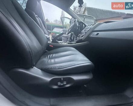 Білий Мазда СХ-7, об'ємом двигуна 2.2 л та пробігом 243 тис. км за 10999 $, фото 34 на Automoto.ua