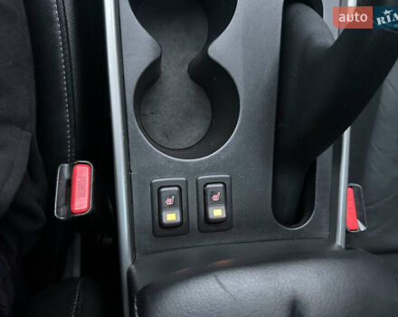 Білий Мазда СХ-7, об'ємом двигуна 2.2 л та пробігом 243 тис. км за 10999 $, фото 47 на Automoto.ua