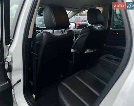 Білий Мазда СХ-7, об'ємом двигуна 2.3 л та пробігом 218 тис. км за 7990 $, фото 29 на Automoto.ua