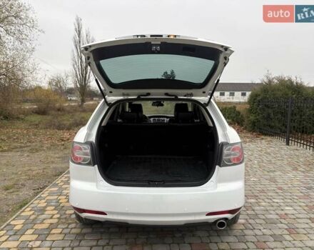 Белый Мазда СХ-7, объемом двигателя 2.49 л и пробегом 151 тыс. км за 10900 $, фото 9 на Automoto.ua