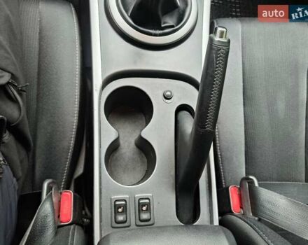 Белый Мазда СХ-7, объемом двигателя 2.18 л и пробегом 168 тыс. км за 10600 $, фото 18 на Automoto.ua