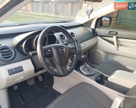 Білий Мазда СХ-7, об'ємом двигуна 2.49 л та пробігом 247 тис. км за 9300 $, фото 18 на Automoto.ua