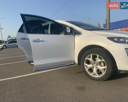 Белый Мазда СХ-7, объемом двигателя 2.2 л и пробегом 185 тыс. км за 9500 $, фото 5 на Automoto.ua