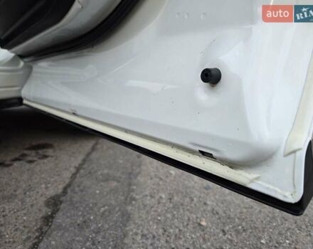 Білий Мазда СХ-7, об'ємом двигуна 2.26 л та пробігом 187 тис. км за 7200 $, фото 43 на Automoto.ua