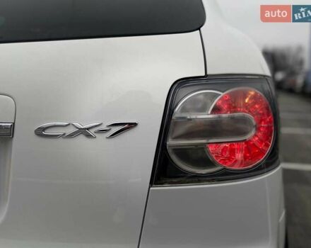 Білий Мазда СХ-7, об'ємом двигуна 2.3 л та пробігом 218 тис. км за 7990 $, фото 13 на Automoto.ua