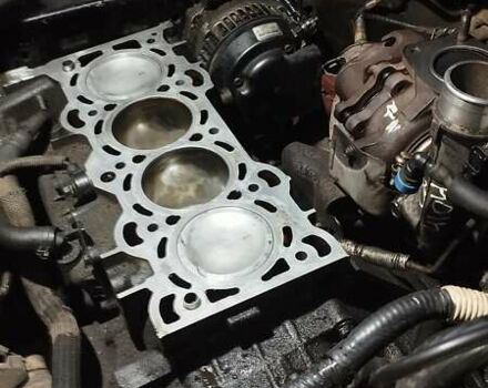 Черный Мазда СХ-7, объемом двигателя 2.3 л и пробегом 160 тыс. км за 7300 $, фото 2 на Automoto.ua