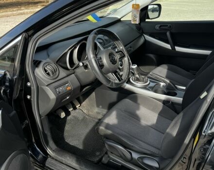 Черный Мазда СХ-7, объемом двигателя 2.3 л и пробегом 220 тыс. км за 7000 $, фото 17 на Automoto.ua