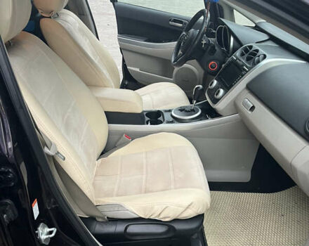 Черный Мазда СХ-7, объемом двигателя 2.26 л и пробегом 140 тыс. км за 6000 $, фото 16 на Automoto.ua