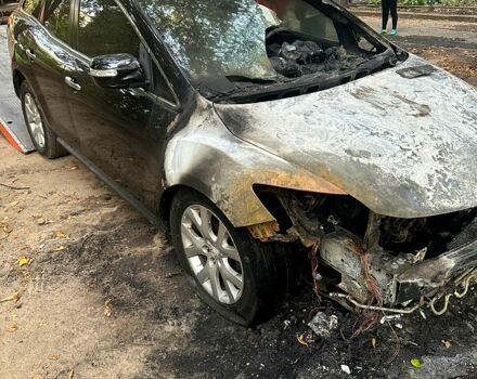 Черный Мазда СХ-7, объемом двигателя 2.3 л и пробегом 150 тыс. км за 2500 $, фото 10 на Automoto.ua