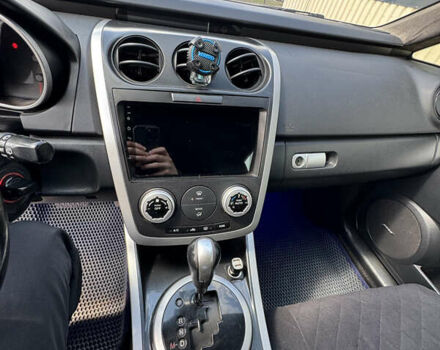Черный Мазда СХ-7, объемом двигателя 2.26 л и пробегом 202 тыс. км за 8500 $, фото 12 на Automoto.ua