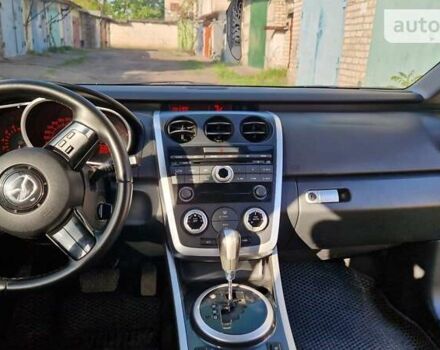 Черный Мазда СХ-7, объемом двигателя 2.26 л и пробегом 95 тыс. км за 7800 $, фото 10 на Automoto.ua