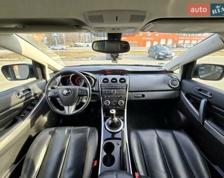 Черный Мазда СХ-7, объемом двигателя 2.2 л и пробегом 201 тыс. км за 8900 $, фото 4 на Automoto.ua