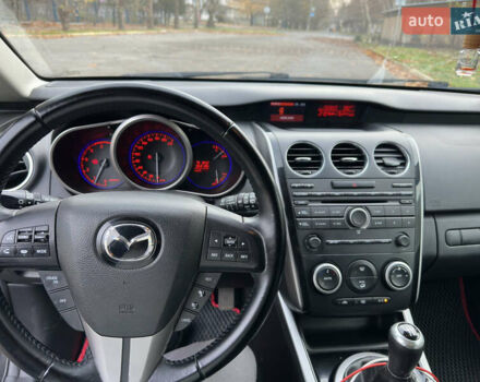 Чорний Мазда СХ-7, об'ємом двигуна 2.2 л та пробігом 365 тис. км за 7999 $, фото 14 на Automoto.ua