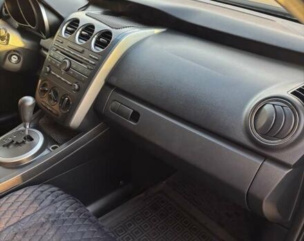 Чорний Мазда СХ-7, об'ємом двигуна 2.49 л та пробігом 290 тис. км за 9800 $, фото 19 на Automoto.ua