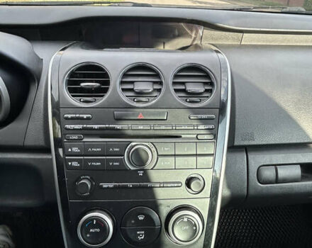 Черный Мазда СХ-7, объемом двигателя 2.2 л и пробегом 211 тыс. км за 9950 $, фото 5 на Automoto.ua