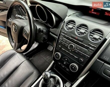 Чорний Мазда СХ-7, об'ємом двигуна 2.2 л та пробігом 249 тис. км за 10500 $, фото 48 на Automoto.ua