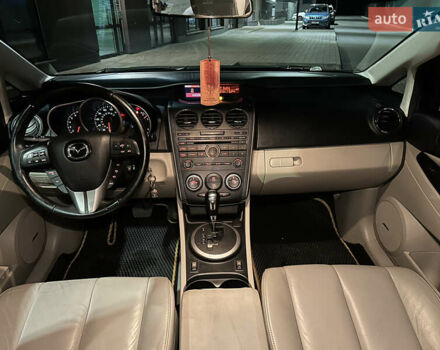 Черный Мазда СХ-7, объемом двигателя 2.3 л и пробегом 190 тыс. км за 8200 $, фото 18 на Automoto.ua