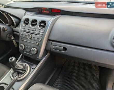 Черный Мазда СХ-7, объемом двигателя 2.2 л и пробегом 220 тыс. км за 8900 $, фото 14 на Automoto.ua