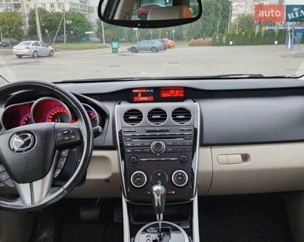 Черный Мазда СХ-7, объемом двигателя 2.26 л и пробегом 198 тыс. км за 8900 $, фото 5 на Automoto.ua