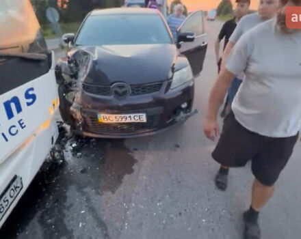 Фіолетовий Мазда СХ-7, об'ємом двигуна 2.3 л та пробігом 90 тис. км за 4600 $, фото 3 на Automoto.ua