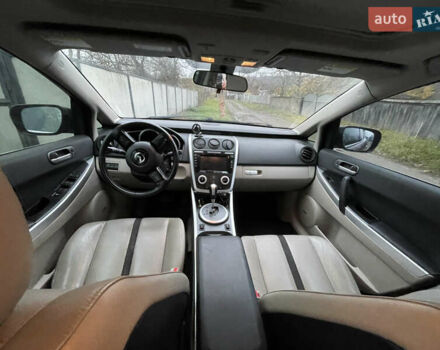 Красный Мазда СХ-7, объемом двигателя 2.26 л и пробегом 100 тыс. км за 5950 $, фото 12 на Automoto.ua