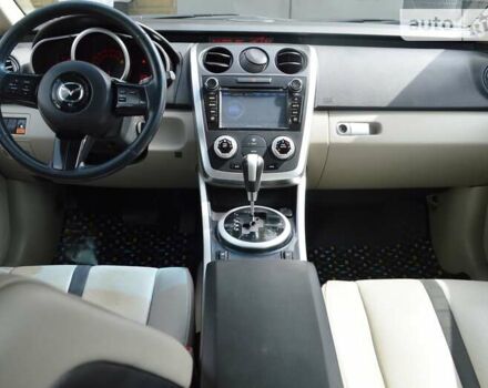 Красный Мазда СХ-7, объемом двигателя 2.26 л и пробегом 159 тыс. км за 7500 $, фото 17 на Automoto.ua