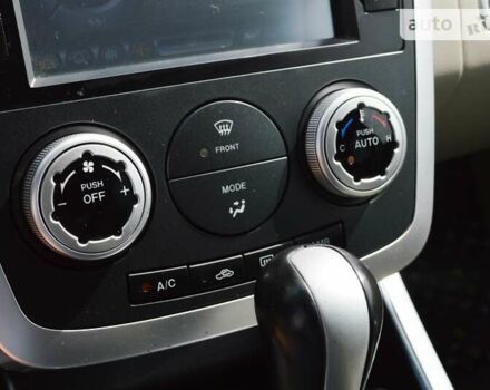 Красный Мазда СХ-7, объемом двигателя 2.26 л и пробегом 159 тыс. км за 7500 $, фото 27 на Automoto.ua