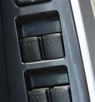 Красный Мазда СХ-7, объемом двигателя 2.26 л и пробегом 159 тыс. км за 7500 $, фото 22 на Automoto.ua