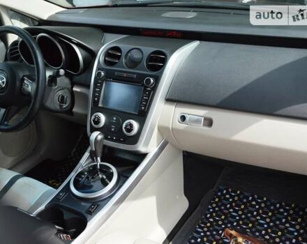 Красный Мазда СХ-7, объемом двигателя 2.26 л и пробегом 159 тыс. км за 7500 $, фото 30 на Automoto.ua