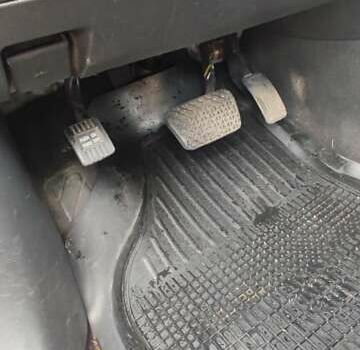 Красный Мазда СХ-7, объемом двигателя 2.3 л и пробегом 110 тыс. км за 5300 $, фото 8 на Automoto.ua