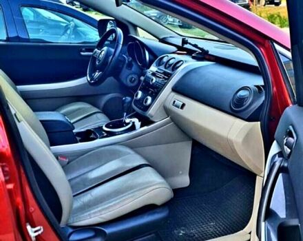 Красный Мазда СХ-7, объемом двигателя 2.3 л и пробегом 240 тыс. км за 7500 $, фото 3 на Automoto.ua