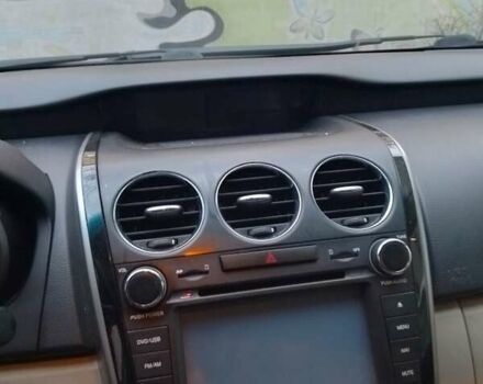 Красный Мазда СХ-7, объемом двигателя 2.26 л и пробегом 360 тыс. км за 7400 $, фото 5 на Automoto.ua