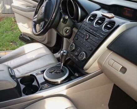 Мазда СХ-7, объемом двигателя 2.26 л и пробегом 170 тыс. км за 8800 $, фото 4 на Automoto.ua
