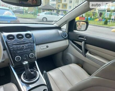 Мазда СХ-7, объемом двигателя 2.2 л и пробегом 204 тыс. км за 8500 $, фото 8 на Automoto.ua