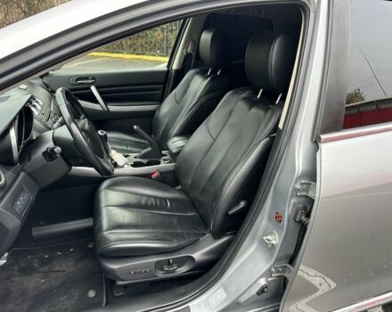 Серый Мазда СХ-7, объемом двигателя 2.2 л и пробегом 180 тыс. км за 10500 $, фото 7 на Automoto.ua